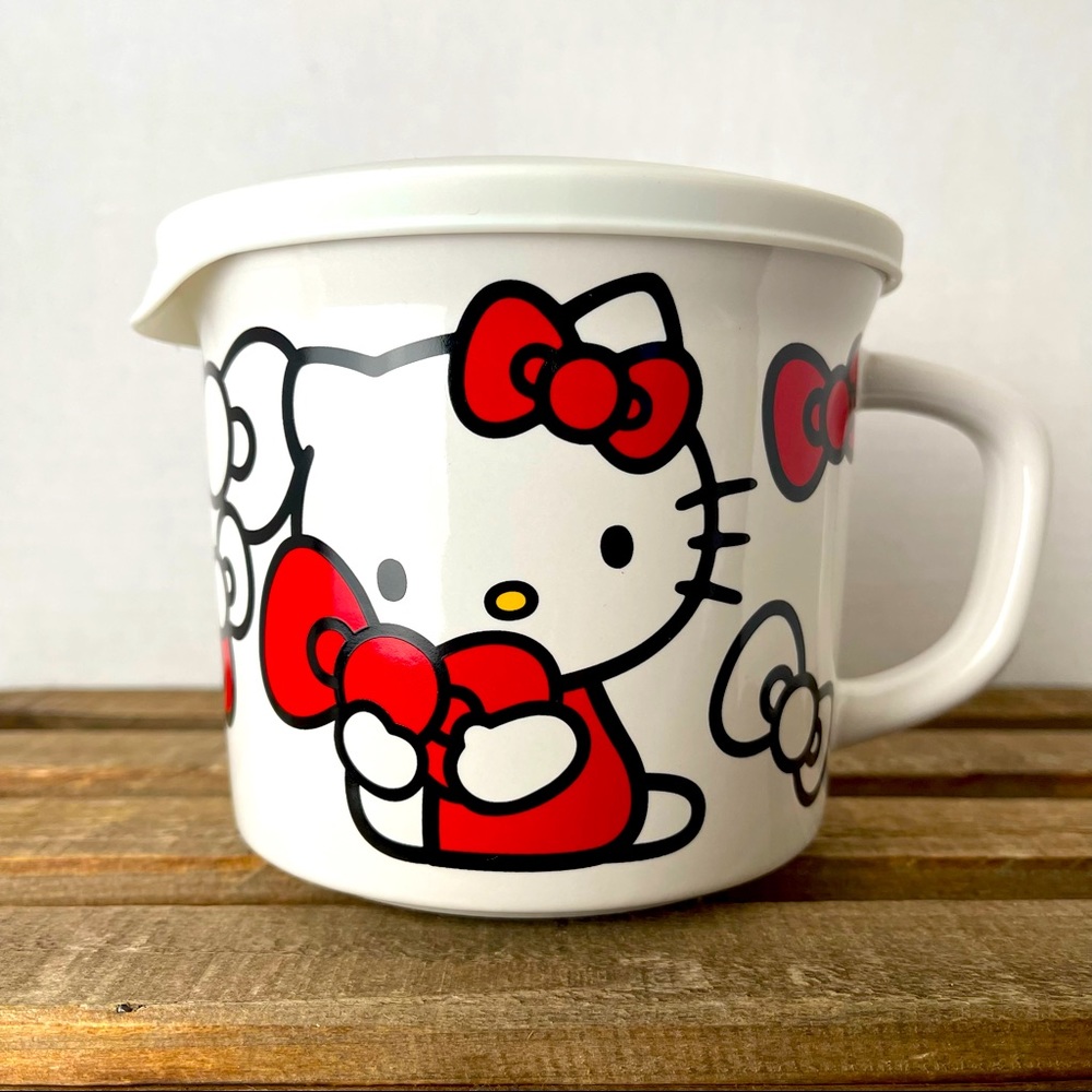 CORNINGWARE Hello Kitty 20oz. Meal Mug